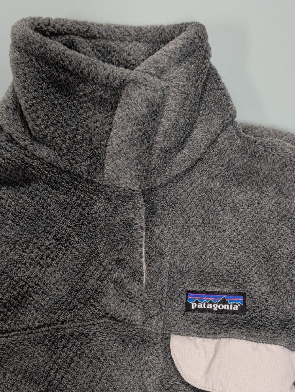 Patagonia Women's Gray Snap-T Fleece Pullover with White Trim Sz S. - Picture 8 of 9